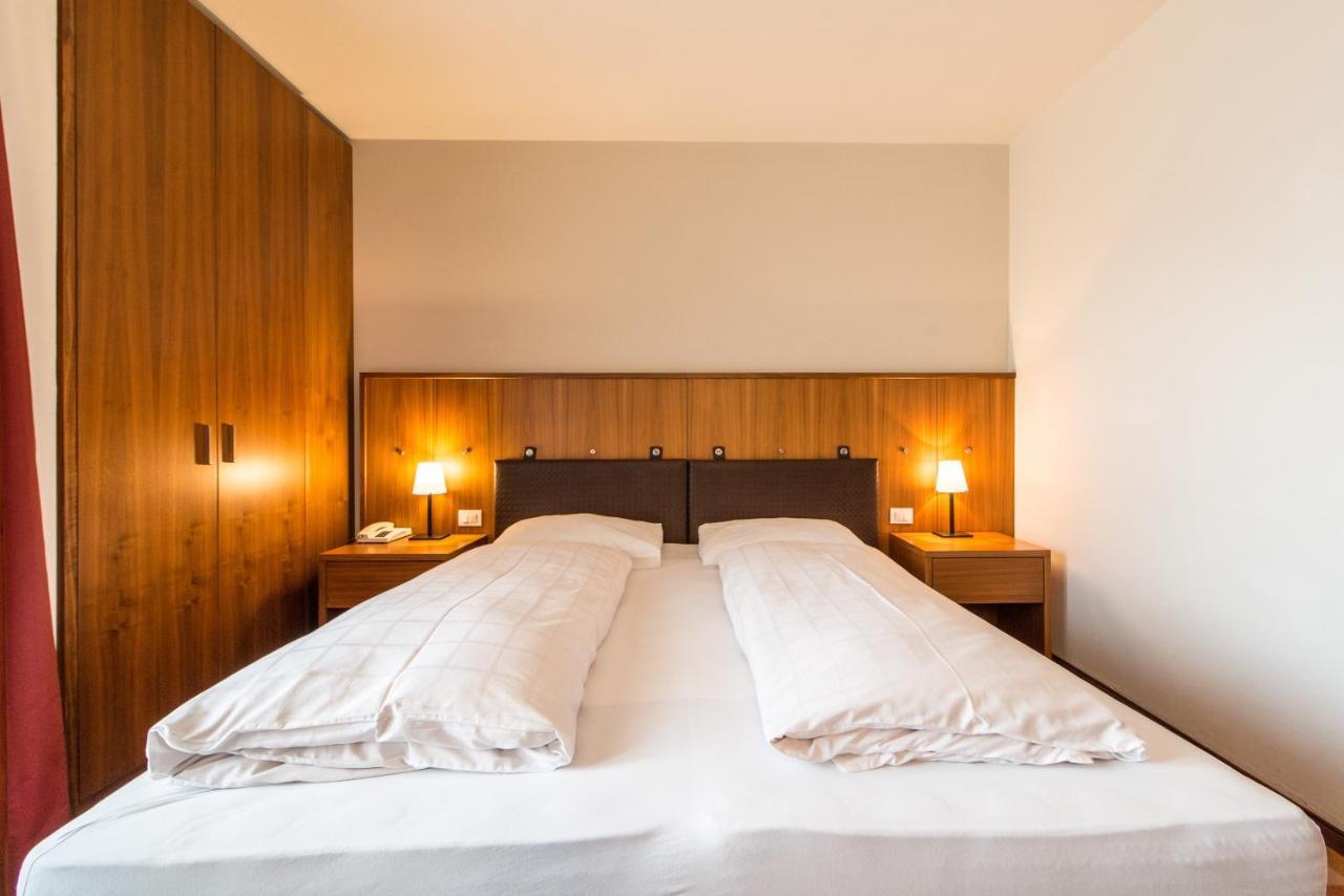 Hotel Tubris Sand in Taufers Exteriör bild