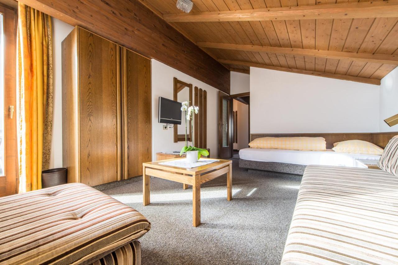 Hotel Tubris Sand in Taufers Exteriör bild